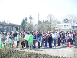 �y��򒬖���