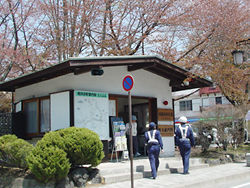 ���y���[�^���[