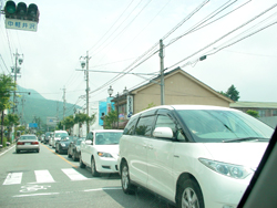 ���y�������_