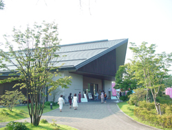 �y�����z�[��