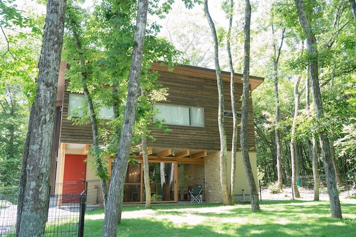 【NEW OPEN】家族の誰もが自然体で過ごせる緑の中のレストラン