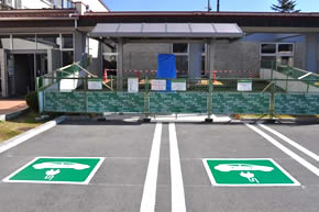 急速充電器、役場駐車場に設置