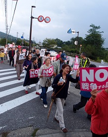 安保法案に反対の集会、デモ。議会は「廃案」の意見書を可決