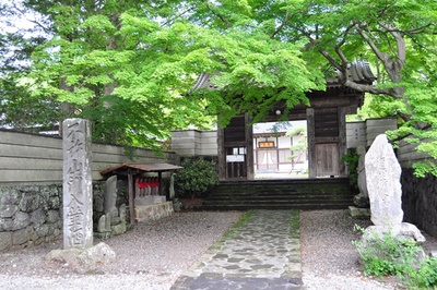 泉洞寺.JPG