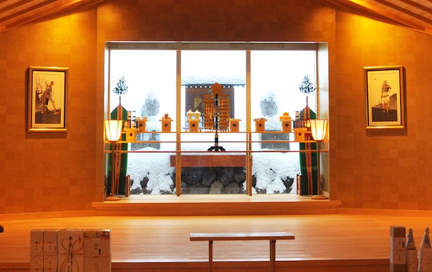 ジョジョの作者荒木飛呂彦さんの水墨画、熊野皇大神社に